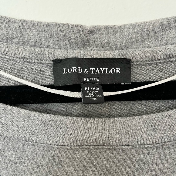 LORD and Taylor long sleeve top with handmade embroidery - Picture 2 of 6